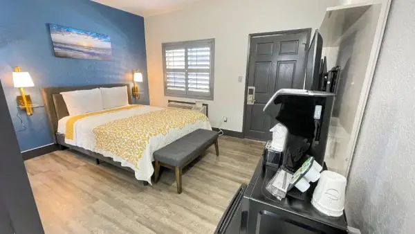 The Fremont Inn 7